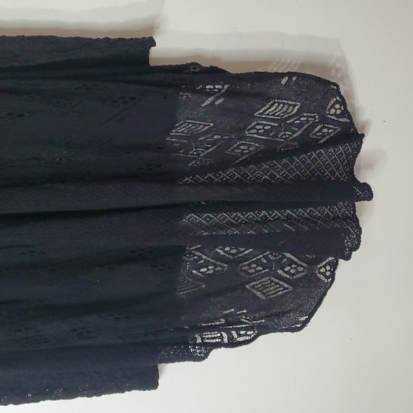 Free People Black Lace Sheer Crochet Top Scoop Neck High-low Size Medium - Picture 10 of 12